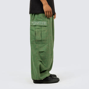VISITOR BIG FIT CARGO PANTS GREEN